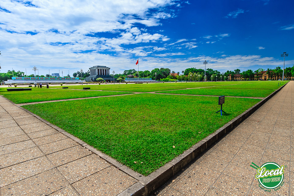 There Is A Hanoi Like That - Hanoi Local Food Tours