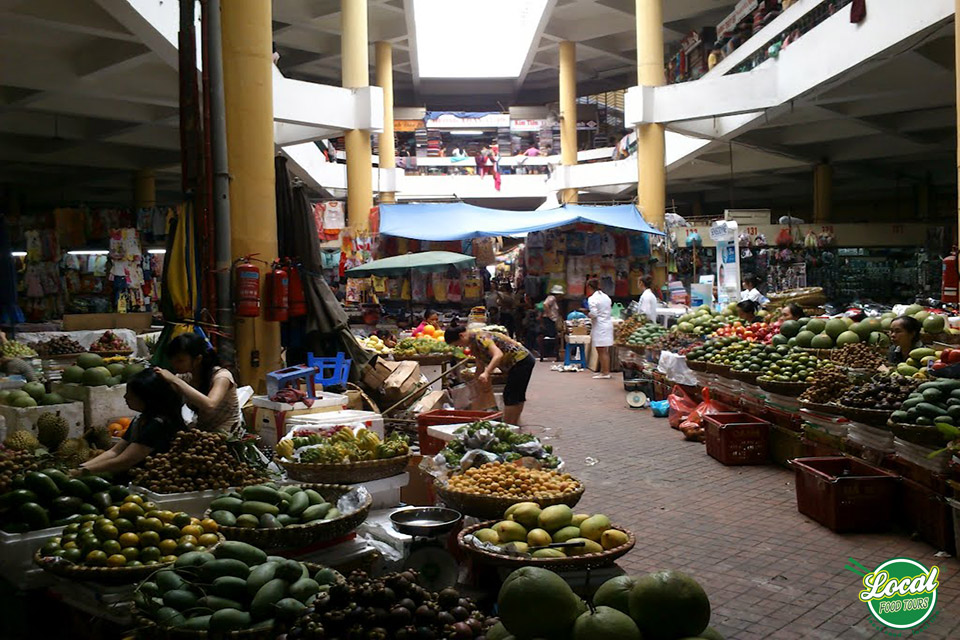 Top Of The Most Popular Market In Hanoi - Hanoi Local Food Tours