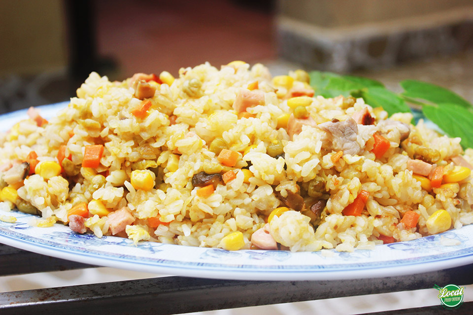 Com Rang- Fried Rice - Hanoi Local Food Tours