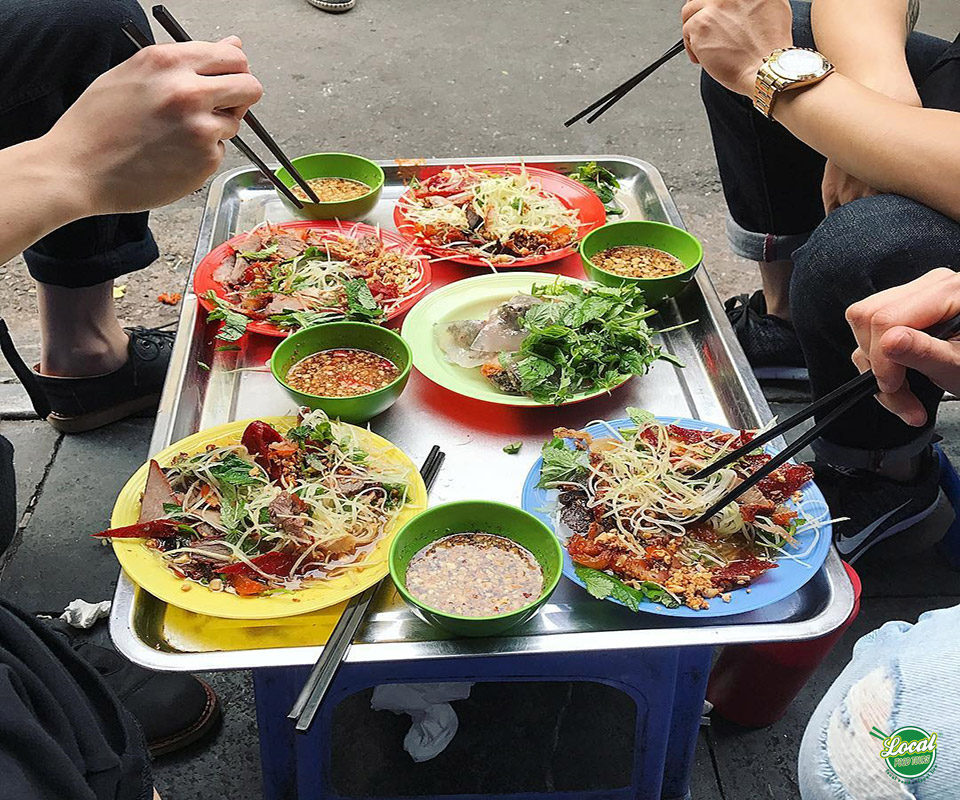 Street Food Overview - Hanoi Local Food Tours