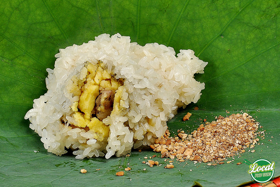 Cudweed Sticky Rice Balls – Passionate Flavor of Hanoi Autumn - Hanoi Local Food Tours