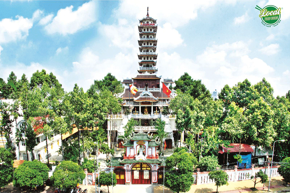 Phap Van Pagoda